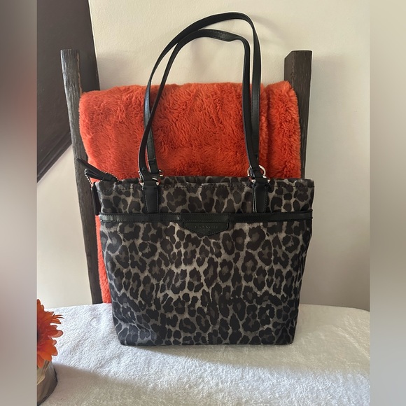 Coach Handbags - Coach Leopard Print Shoulder Bag